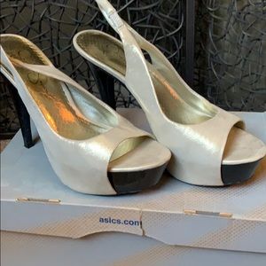Jessica Simpson platform heel sling back